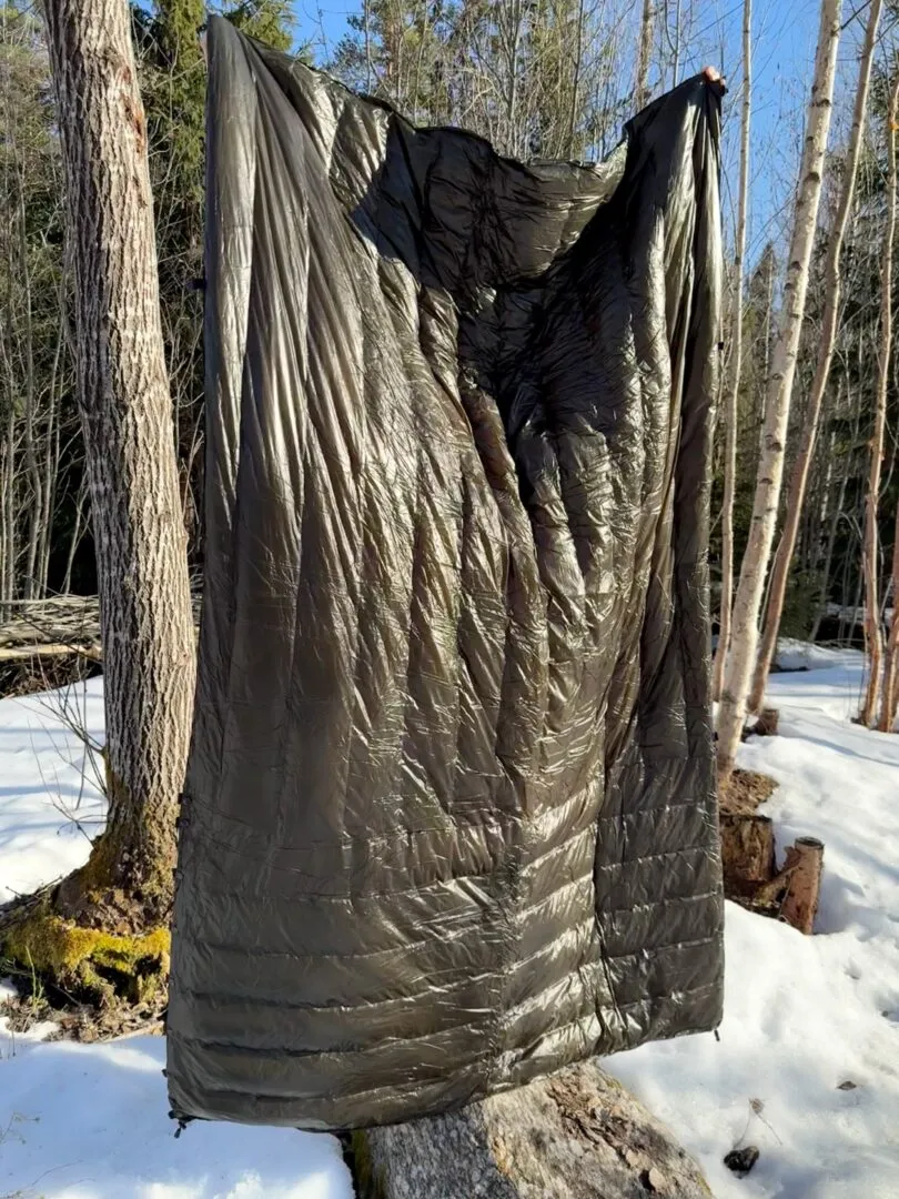 Momo Jord Topquilt packed for adventure